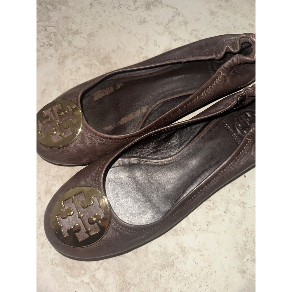 Tory Burch Minnie Travel Ballet Flats Brown Leather Gold Logo Medallion Size 8 - Picture 8 of 8